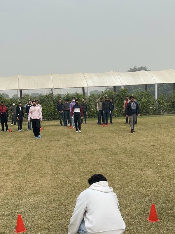 Corporate outdoor team building game organised by Gotag
